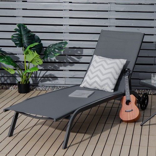 Garden sun lounger positions - sun,